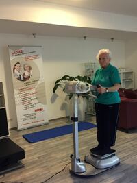 Eleonore, 84 Jahre jung, fit und gesund dank Sport bei Woman fit und gesund